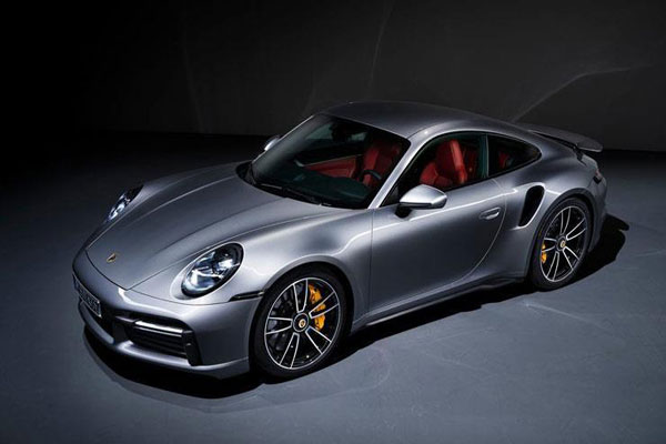 بورش تطلق Turbo S من أيقونتها 911 الرياضية