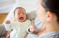 أسباب قلة الرضاعة عند حديثي الولادة