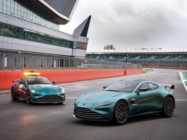 أستون مارتن تطلق F1 Edition من أيقونتها Vantage بسعر 162 ألف يورو