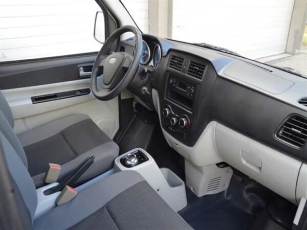 آري موتورز تطلق سيارتها الخدمية الكهربائية "901"