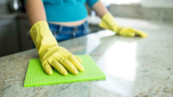 استعمالات الخل في تنظيف المطبخ والحمام