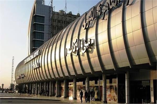 مصر للطيران تنقل غدا 6 آلاف راكب على متن 75 رحلة دولية وداخلية