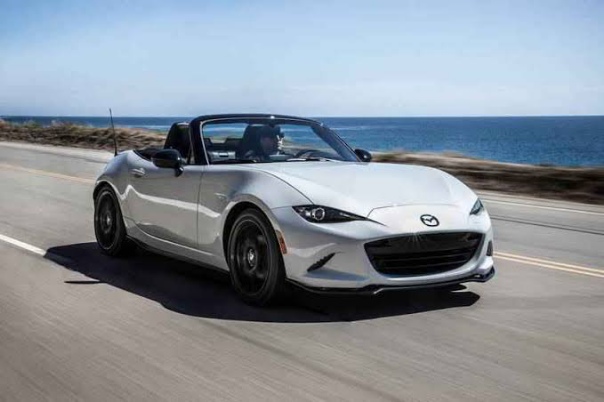 عيوب سيارة مازدا MX 5 موديل 2021 في الكويت