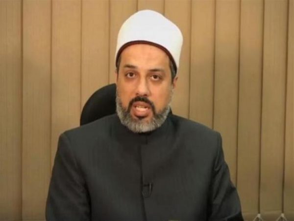 أحمد ممدوح يوضح حكم من أفطر أياماً