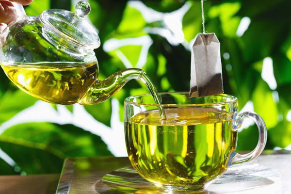 شرب الشاي الأخضر بكثرة هل يفقدك الوزن ؟