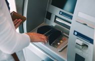 أخطاء تعرضك للسرقة أثناء السحب أو الاستعلام عبر ماكينات الـ ATM ..