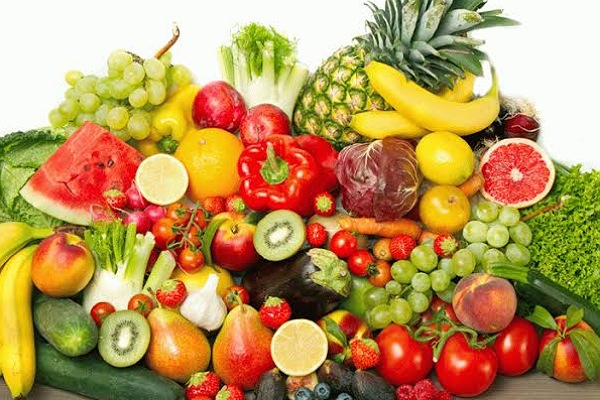الخضراوات والفواكه المقرمشة أفضل أطعمة لصحة أسنانك.. تساعد فى تنظيفها