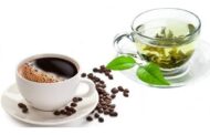 القهوة مقابل الشاي الأخضر.. أيهما أفضل لصحتك