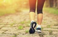 المشي بعد تناول الطعام .. كيف يؤثر على الصحة؟
