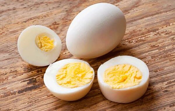 فوائد تناول البيض المسلوق يومياً ...تعرف عليها