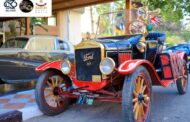 ثروة السيارات الكلاسيكيات في مصر تجتمع في فندق بارون القاهرة