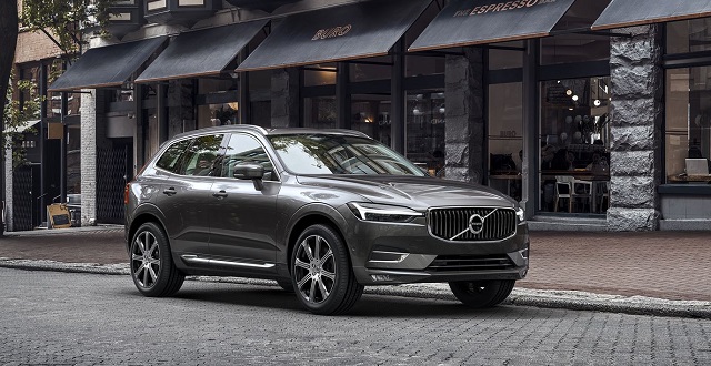 مميزات وعيوب فولفو XC60 موديل 2023