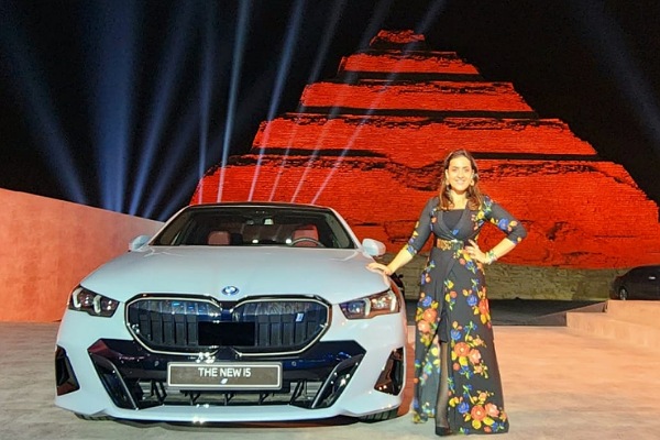 لأول مرة في مصر جلوبال أوتو تكشف عن BMW 5 الجديدة كليًا و BMW i5 الكهربائية في أحضان سقارة