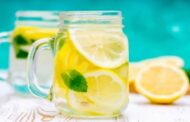 هل مشروب الماء والليمون يساعد على حرق الدهون؟.. تقرير يجيب