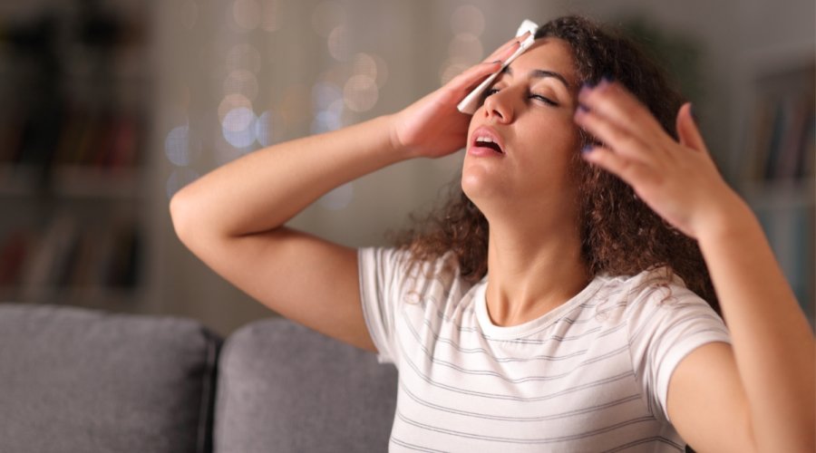 متى يكون التعرق طبيعيًا؟ ومتى يكون مشكلة خطيرة تستدعي زيارة الطبيب؟